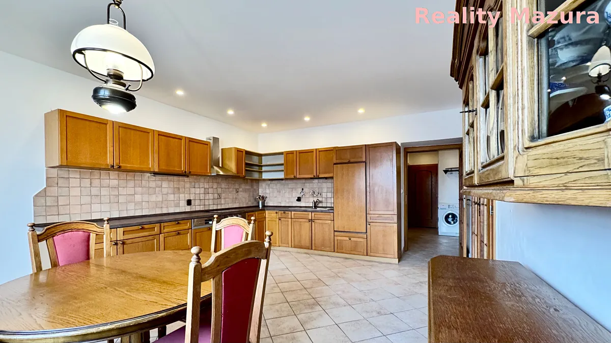 Pronájem bytu 4+kk 110 m²